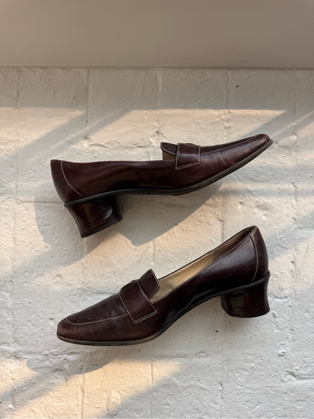 Vintage Joan & David Women's Leather Heeled Loafers in Dark Brown - Picture 2 of 8